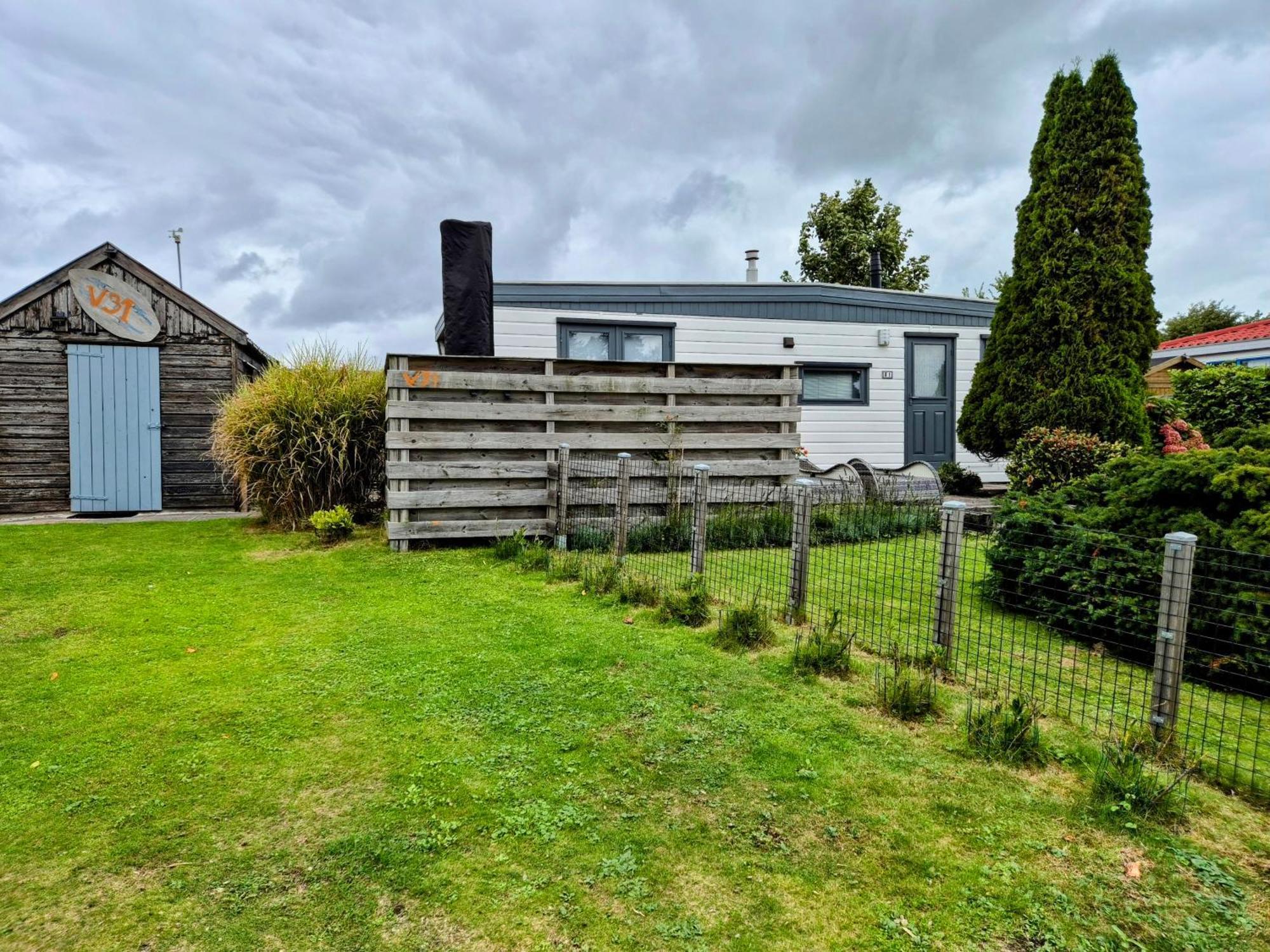 Chalet V31 Makkum Exterior photo